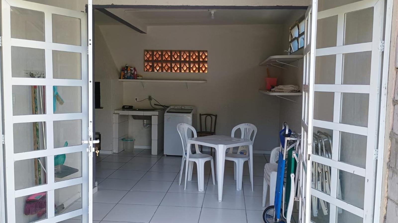 Casa Espacosa A 200m Da Florianopolis